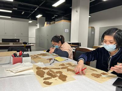 马王堆汉墓新发现 丝织品上的吉祥语与纺织技术研究